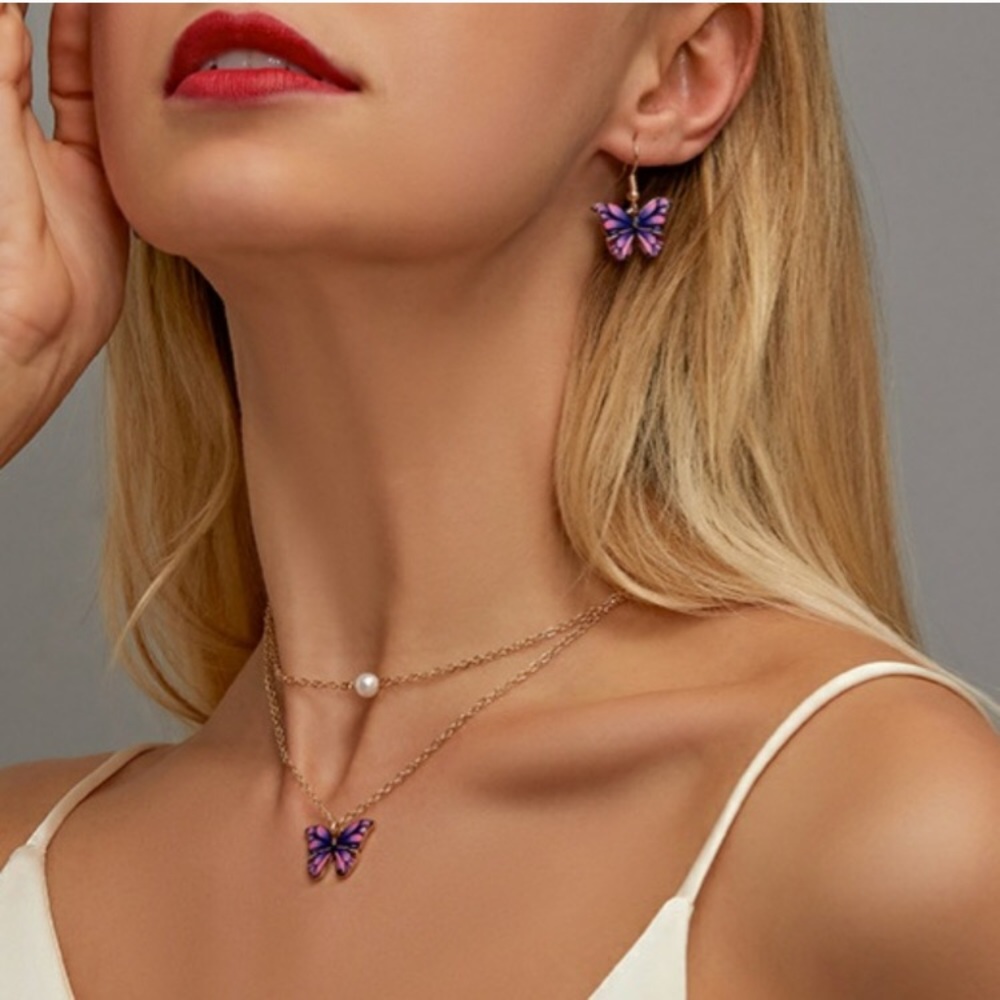 ✨🦋Butterfly Necklace Set🦋✨